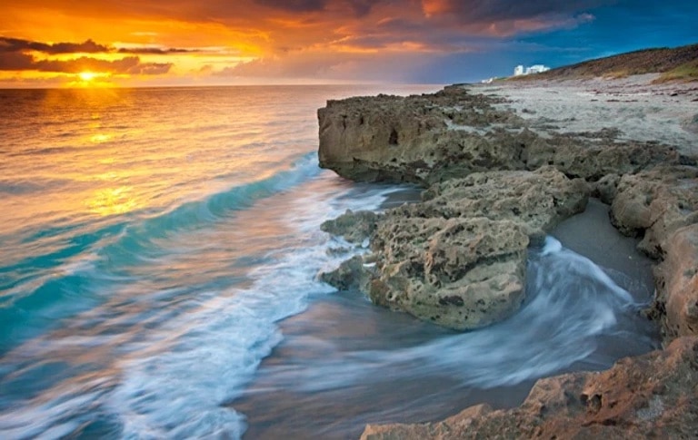 blowing rocks preserve near west palm beach